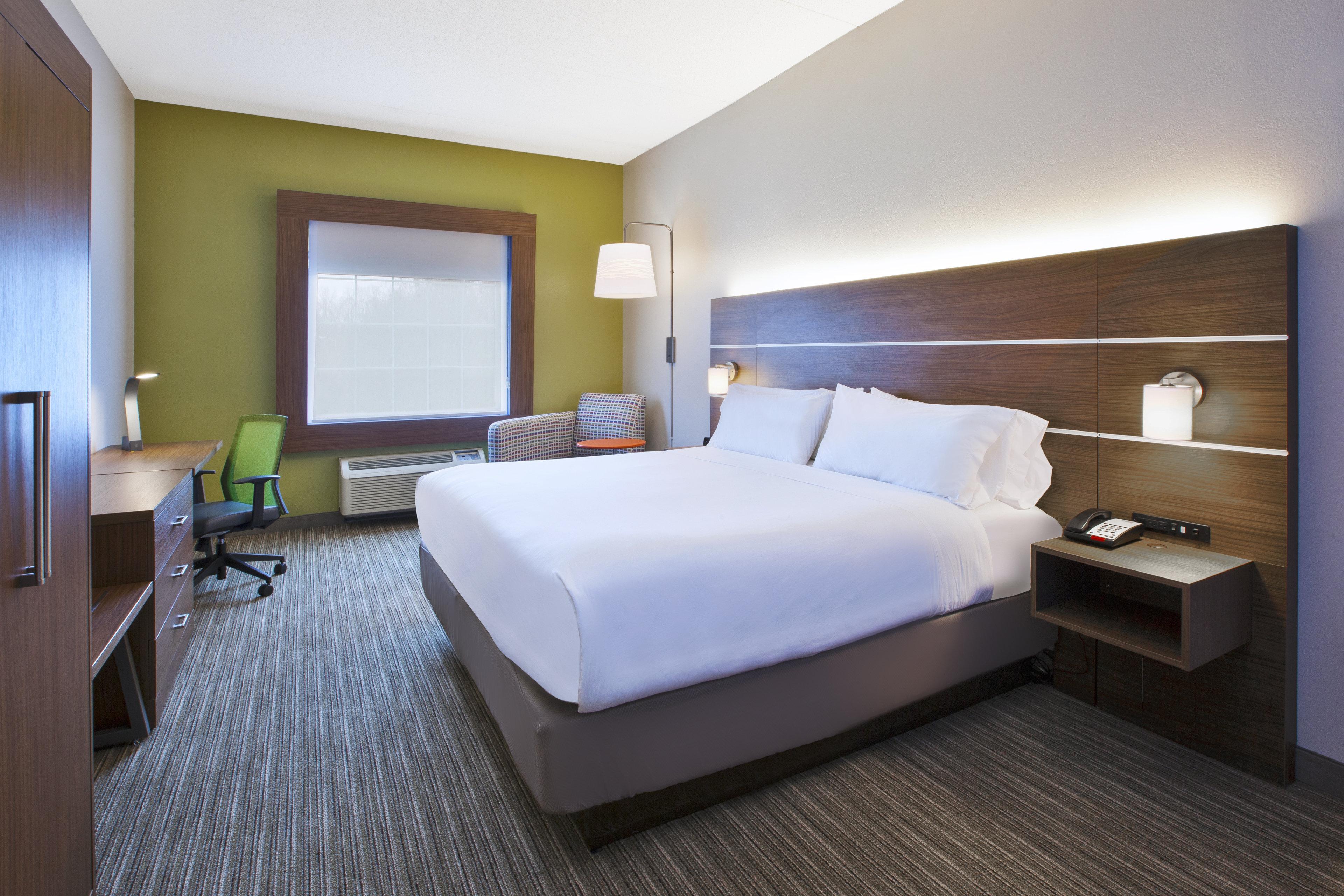 Holiday Inn Express Hotel & Suites Manchester Conference Center By Ihg Exterior photo